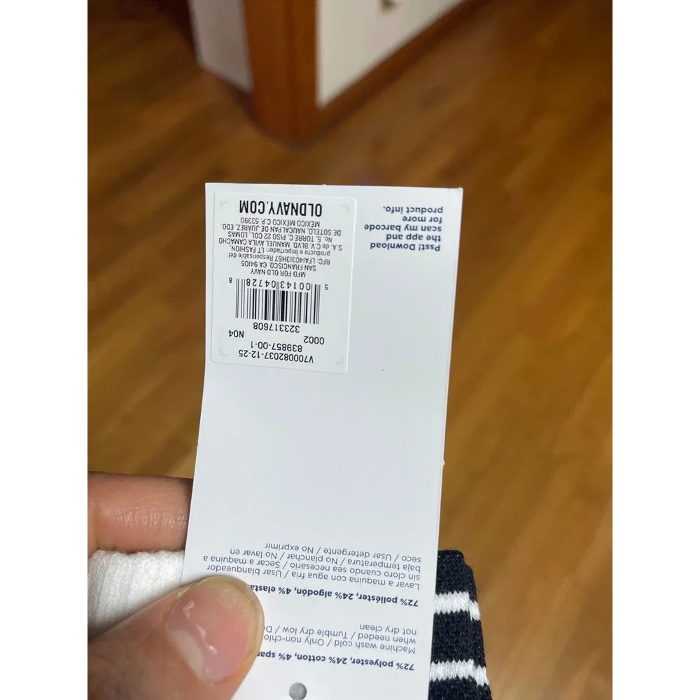 Old Navy Boys Performance Basketball Socks 3-Pack Black Grey White Size M 13-3Y